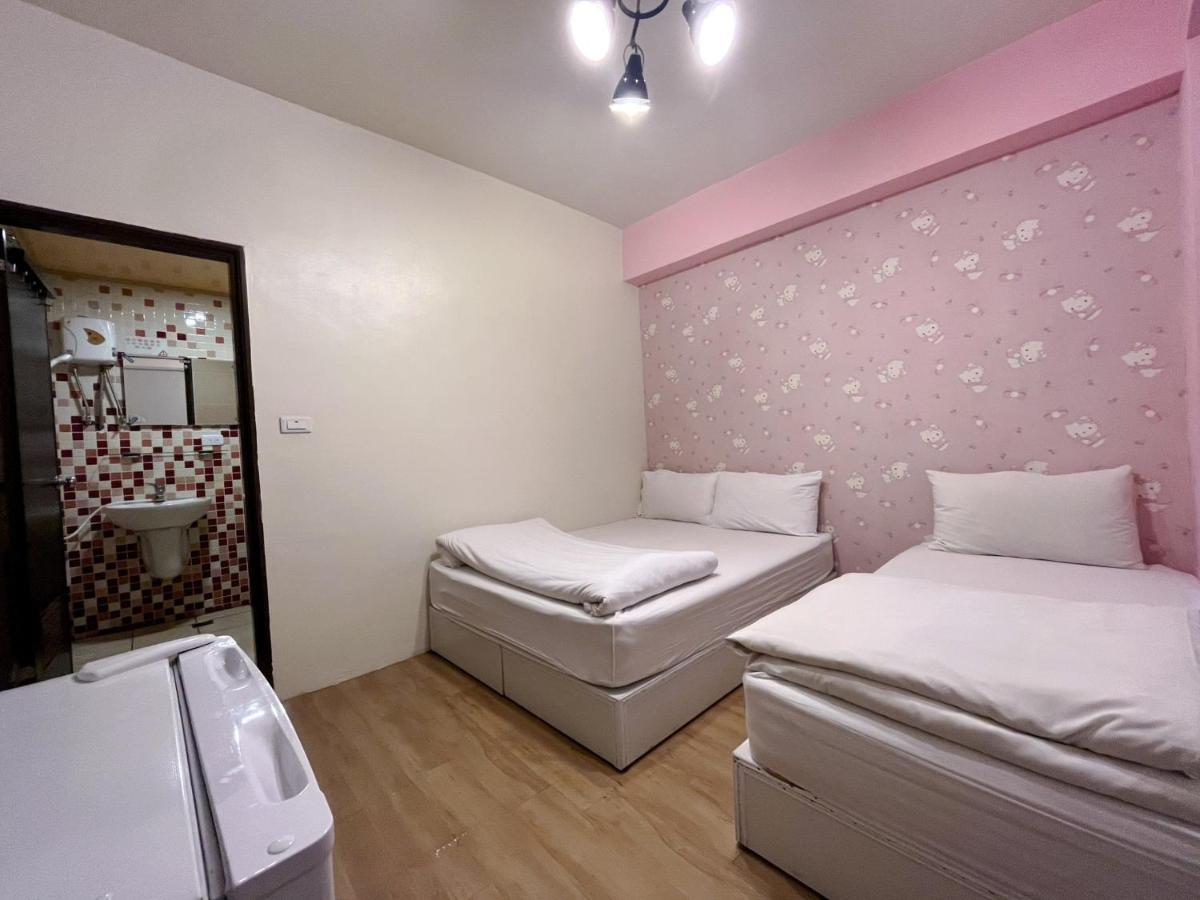 Fengchia Fun House Appartement Taichung Buitenkant foto