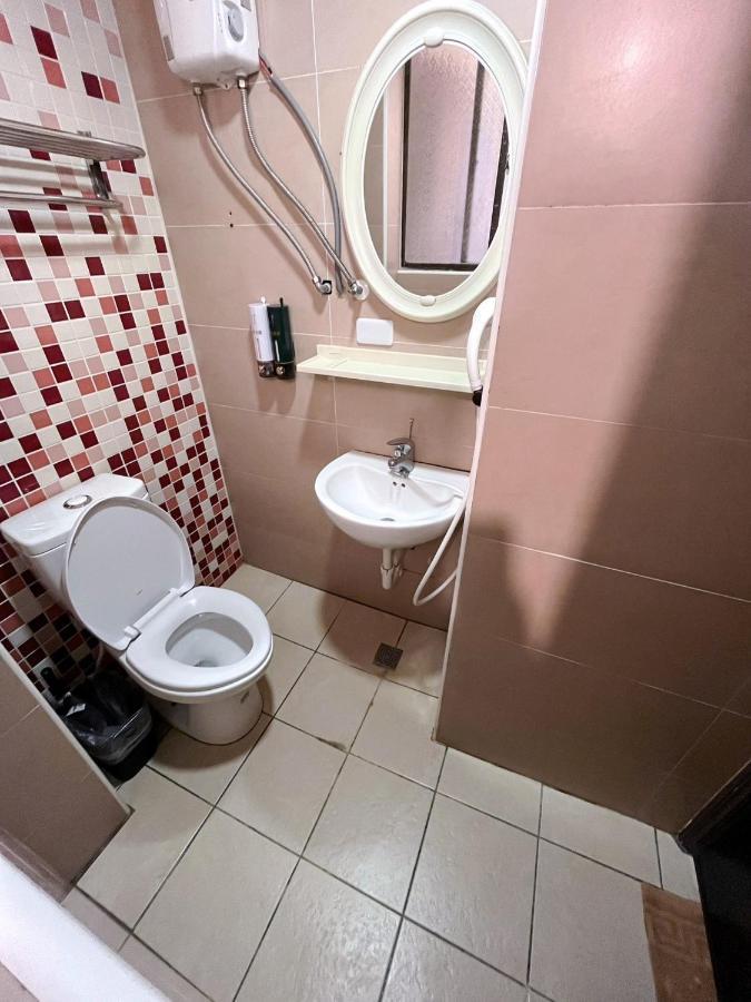 Fengchia Fun House Appartement Taichung Buitenkant foto