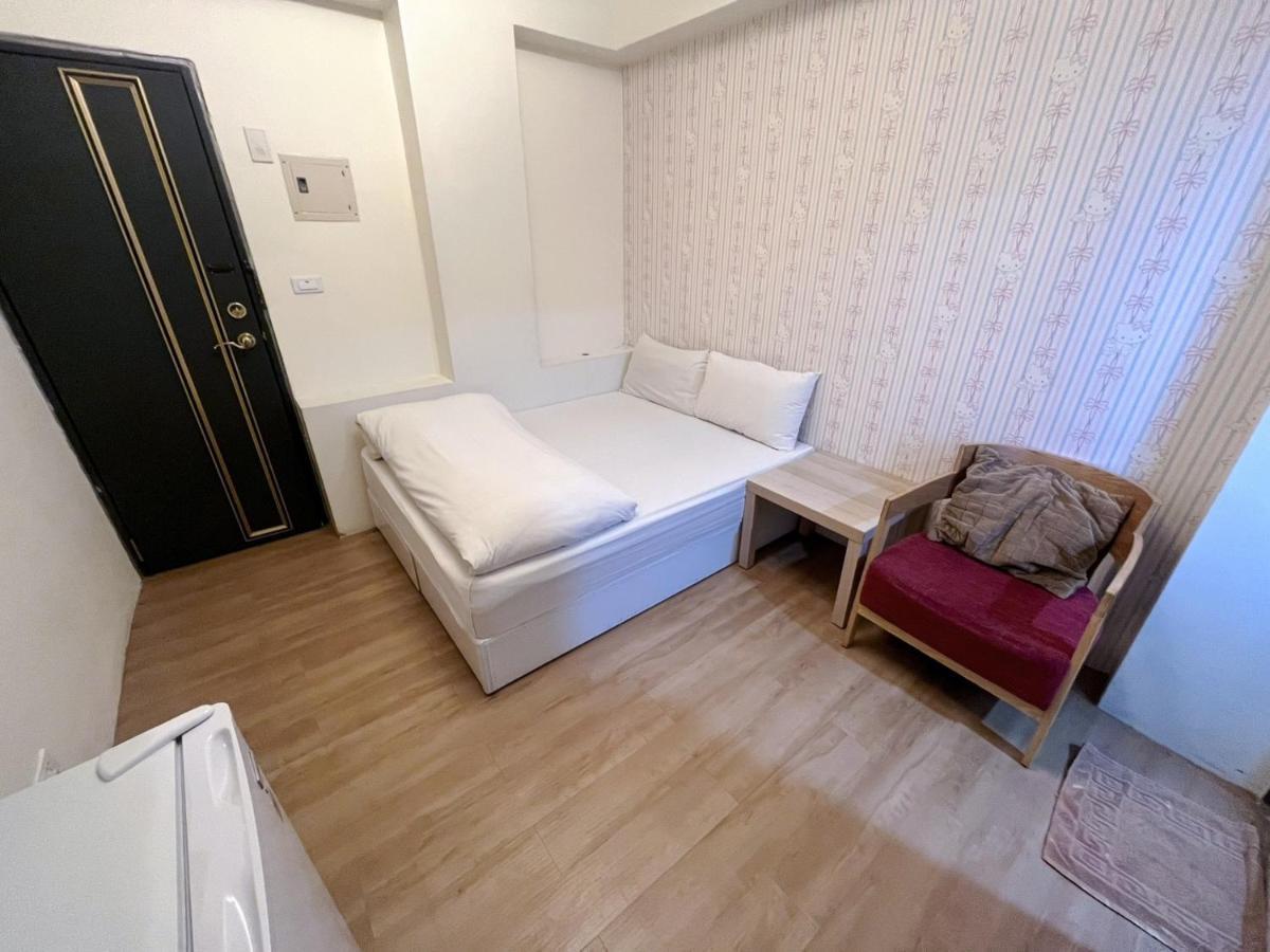 Fengchia Fun House Appartement Taichung Buitenkant foto